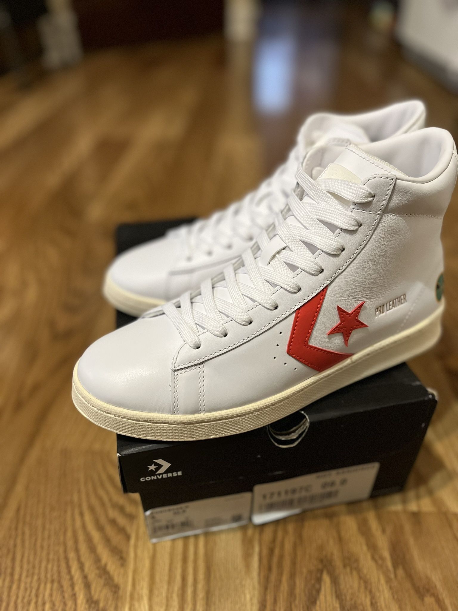 Converse Pro Leather Hi “Rayguns” - Men’s Sz 9 - White/Red/Orange