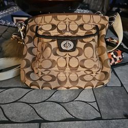 Coach FABRIC And Leather Purse. Mint Condition 