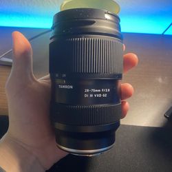 Tamron 28-75mm f2.8