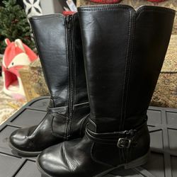 Girls Black Boots, Size 4M