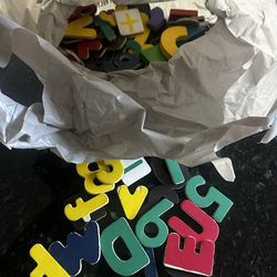 ***PENDING Magnetic fridge letters and numbers