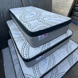 Queen Size Mattress Pillow Top New 12”