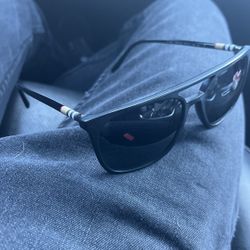 Men’s Or Women’s Burberry Sunglasses 