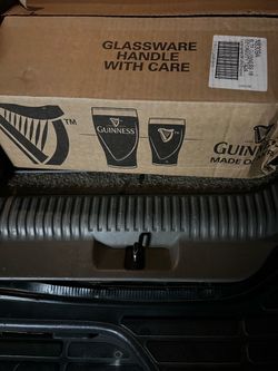 Guinness 16 oz Gravity Pint Glasses Box of 24