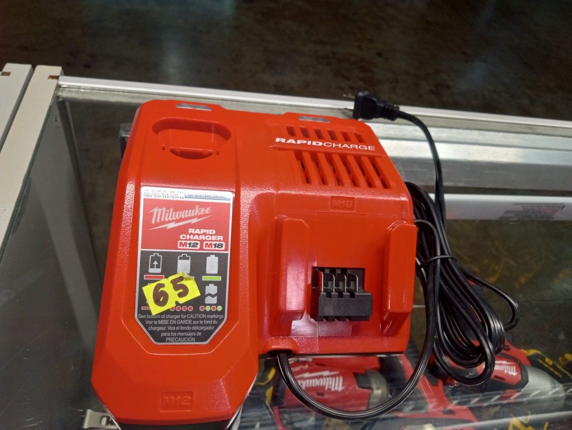 Milwaukee New M12 M18 Rapid Charger