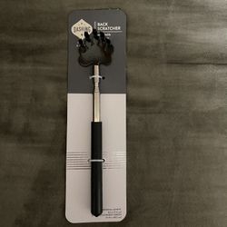 BRAND NEW BACK SCRATCHER