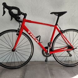 Trek Emonda ALR 4 2017 - Matte Red - 54cm Large Frame - Great Condition