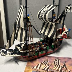 Vintage Lego Pirate Set Skull’s Eye Schooner 6286