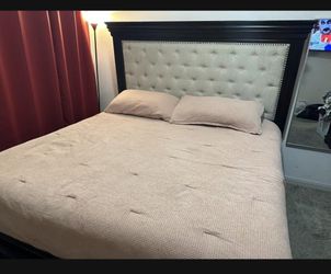 KING SIZE BED