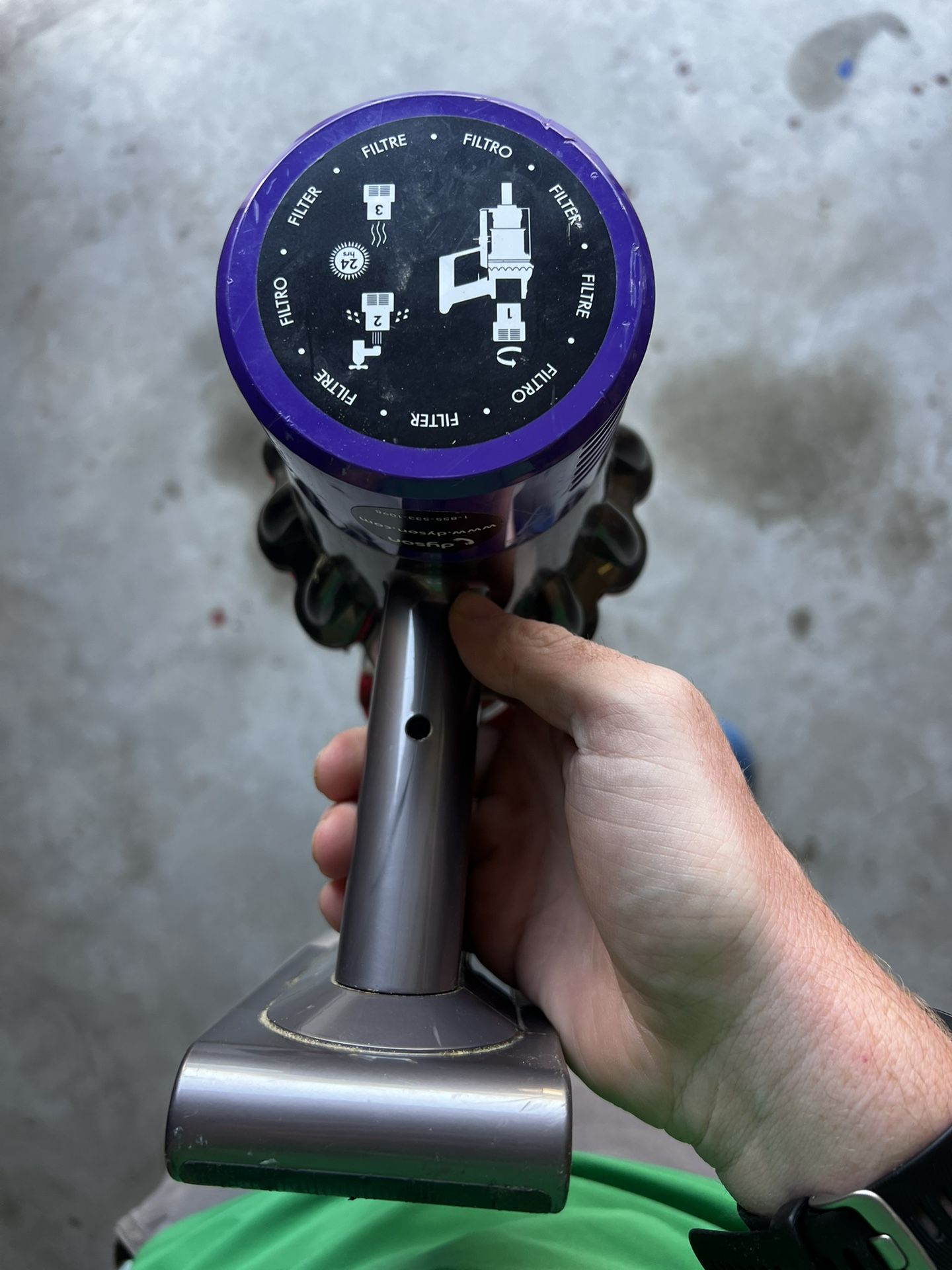 Used Dyson v10