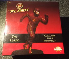 The Flash Statue Icon Heroes TV Series Paperweight Statue Justice League