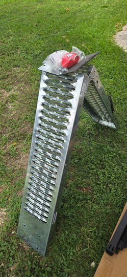 Motorcycle ramp