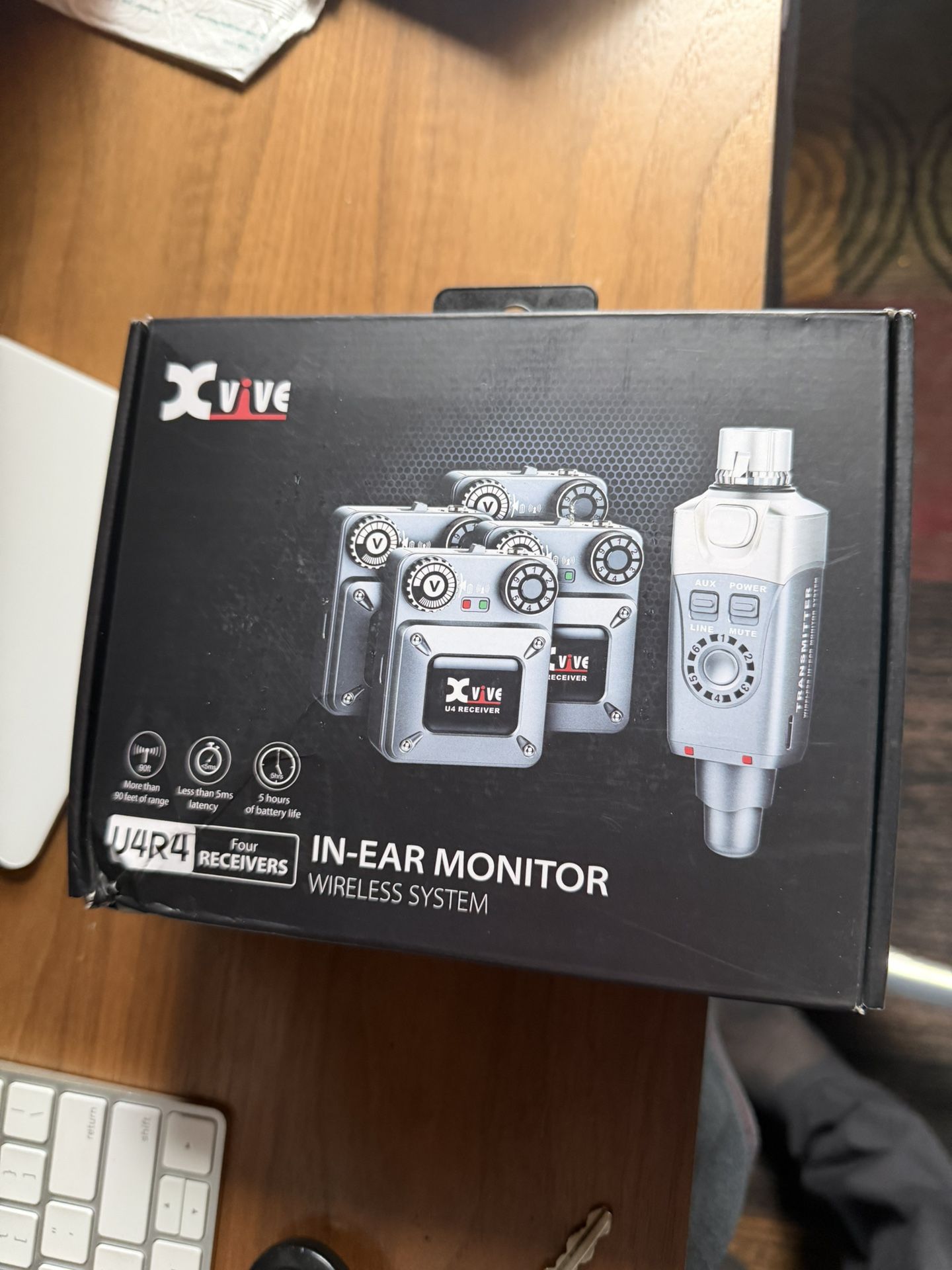 In Ear Monitor Wireless Xvive U4R4