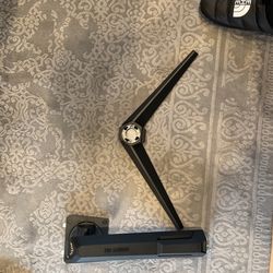Monitor Mount