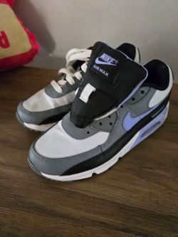 2.5y nikes