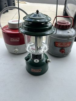 Vintage Coleman Lantern 1978