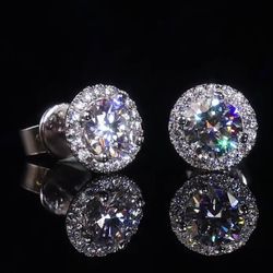 VVS Moissanite Cluster Earrings 1-4ct