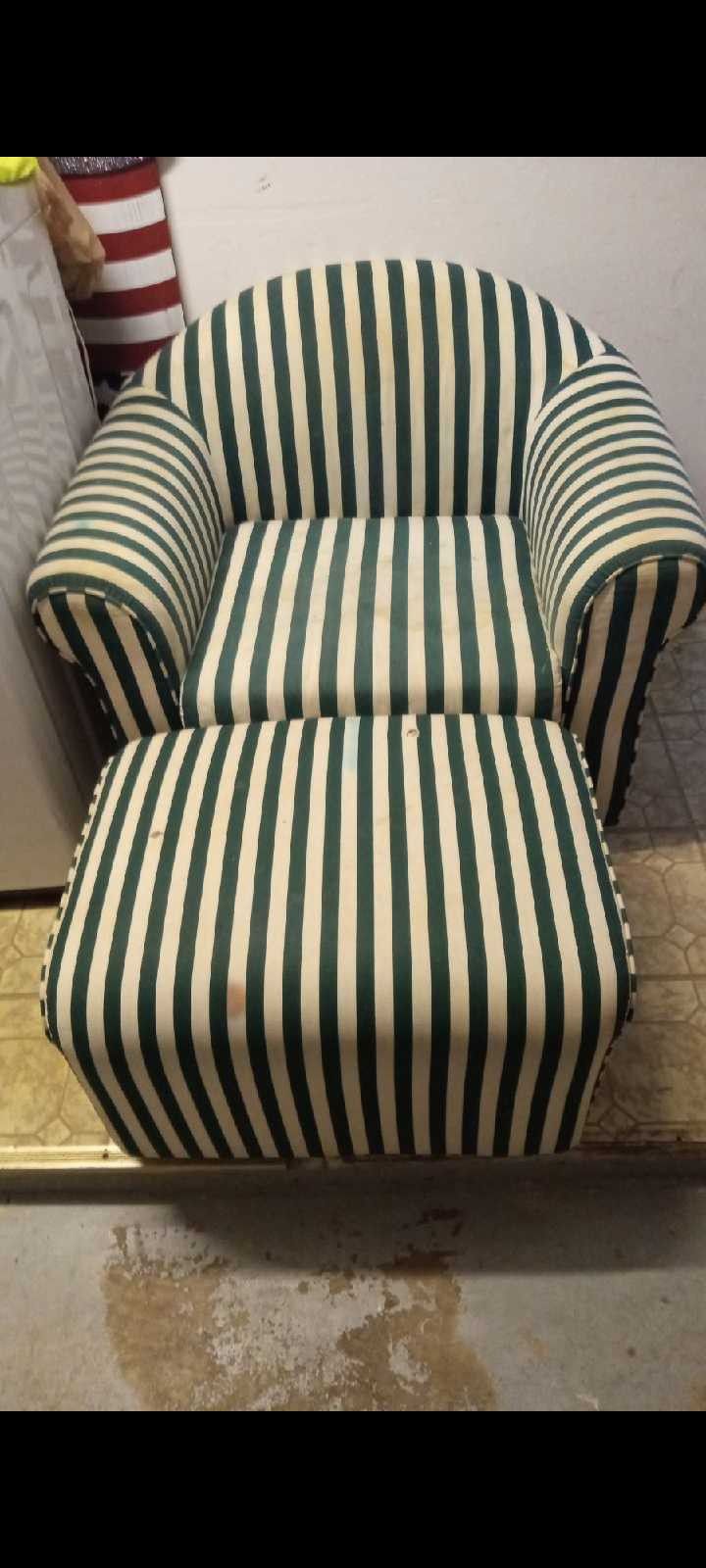 Green And Off-white Striped Chair And Ottoman FREEE