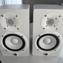 Yamaha HS5 Studio Monitors