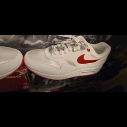 Air Max Size 11.5 Valentines 