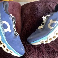 On Cloud Size 9 Men