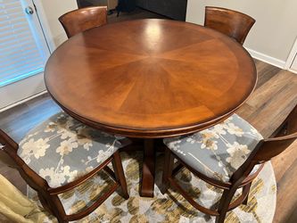 Round Wood Dining Table with 4 Chairs