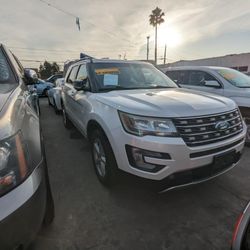 2017 Ford Explorer 