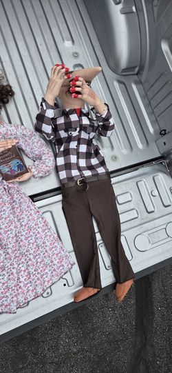 Beetlejuice Barbara & Adam Life Sized Hanging Spirit Halloween Decor