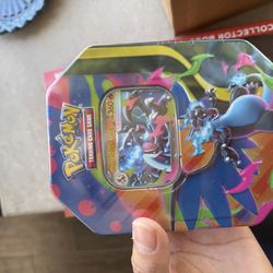 Charizard tin