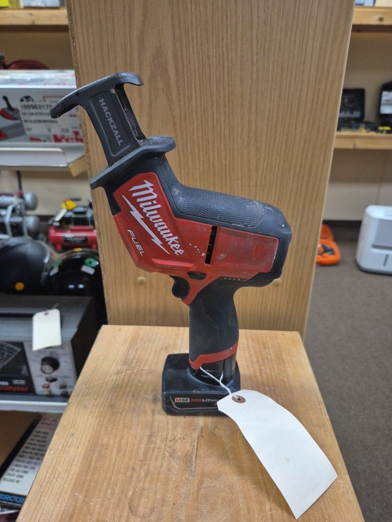 Milwaukee M12 Hackzall Reciprocating Saw 2520-20 With Battery