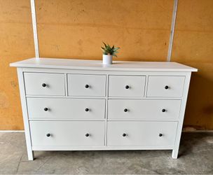 White ikea Hemnes8 drawer dresser
