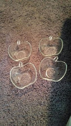4 glass apple bowls