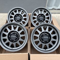 17” INCH METHOD MR704 BEAD GRIP SERIES MATTE TITANIUM FINISH OFF ROAD RACE WHEELS/RIMS 8x170 FITMENT 