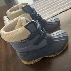 Oshkosh Snow Boots