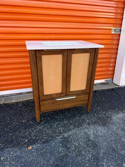Origin 21 Westmoreland 30-in Walnut Undermount Single Sink Bathroom Vanity with White Engineered Stone top