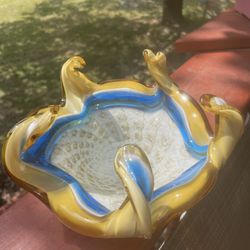 Beautiful Murano Bowl (internal cracks, see pics)