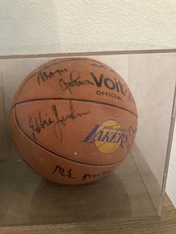 1981 / 1982 Lakers Team Practice Basketball