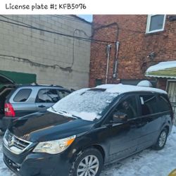 VW Routan- Missing