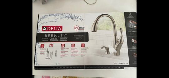 DELTA BERKLEY KITCHEN PULL DOWN LUXURY FAUCET!!!BESST OFFERS