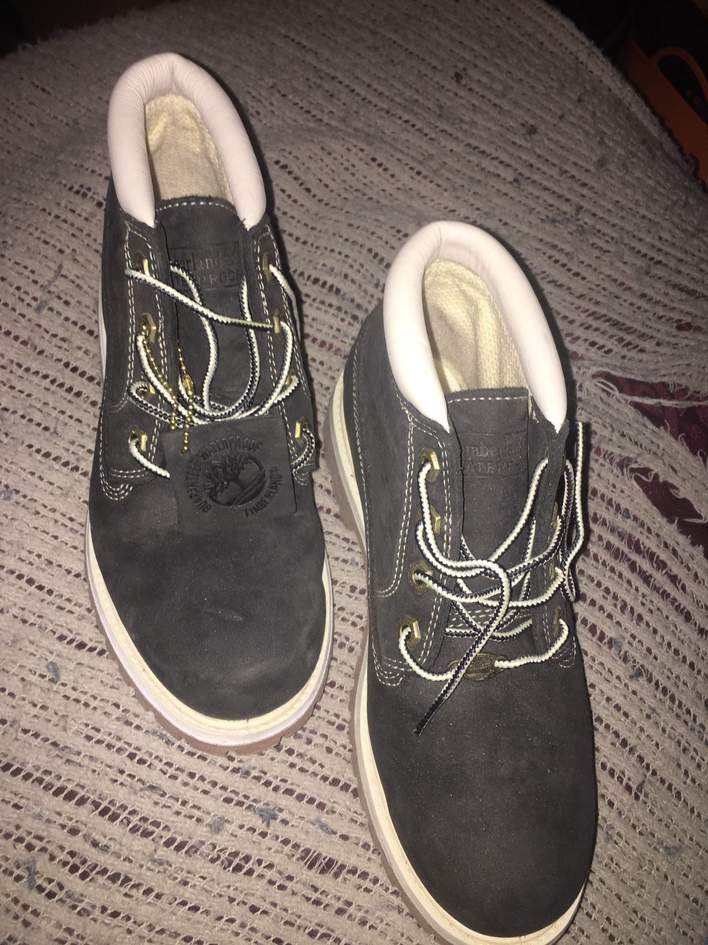 New Timberland boots size 7 1/2 very nice only $50 firm take some now