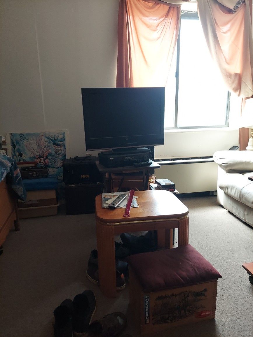 Westinghouse Flat Screen TV. Remote With All Opts.