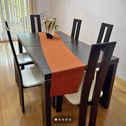 Dining room, set table and 6 chairs made in Italy 🇮🇹 MOVING 