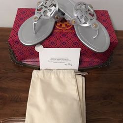 NWT Tory Burch Miller Mirrored Metallic 🤍  