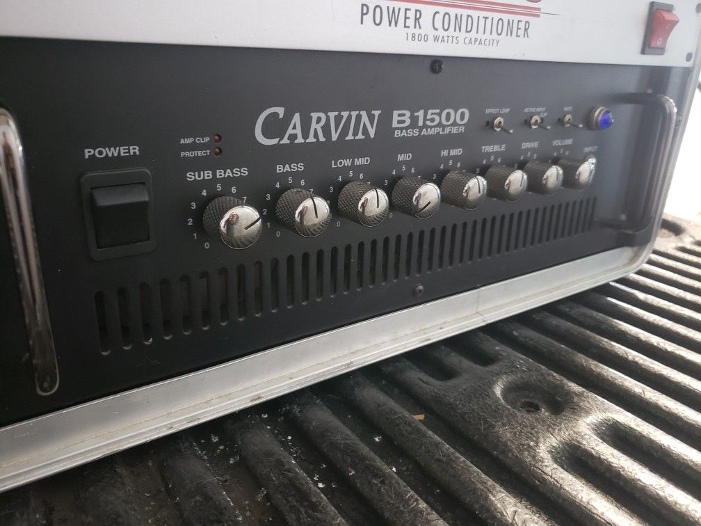 Carvin B1500 Bass Amplifier / Bass Amp