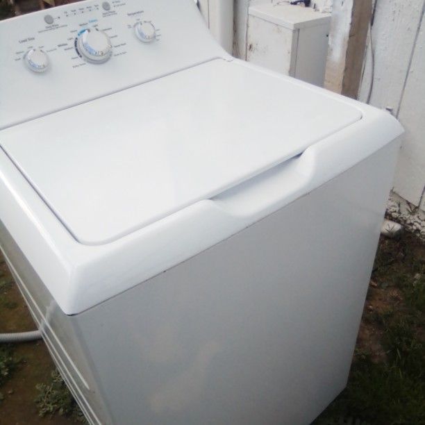 GE EX LARGE Capacity Washer With Warranty