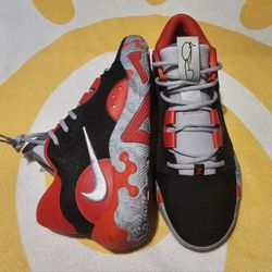 Nike PG 6 'Bred'  99%  New  Men's Size 11.5👟