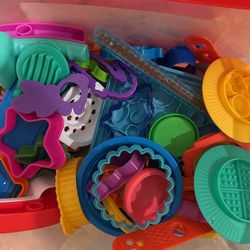 Box Of Play Doh Sets (55 Pieces)