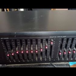 Yamaha Natural Sound Equalizer Eq-70 