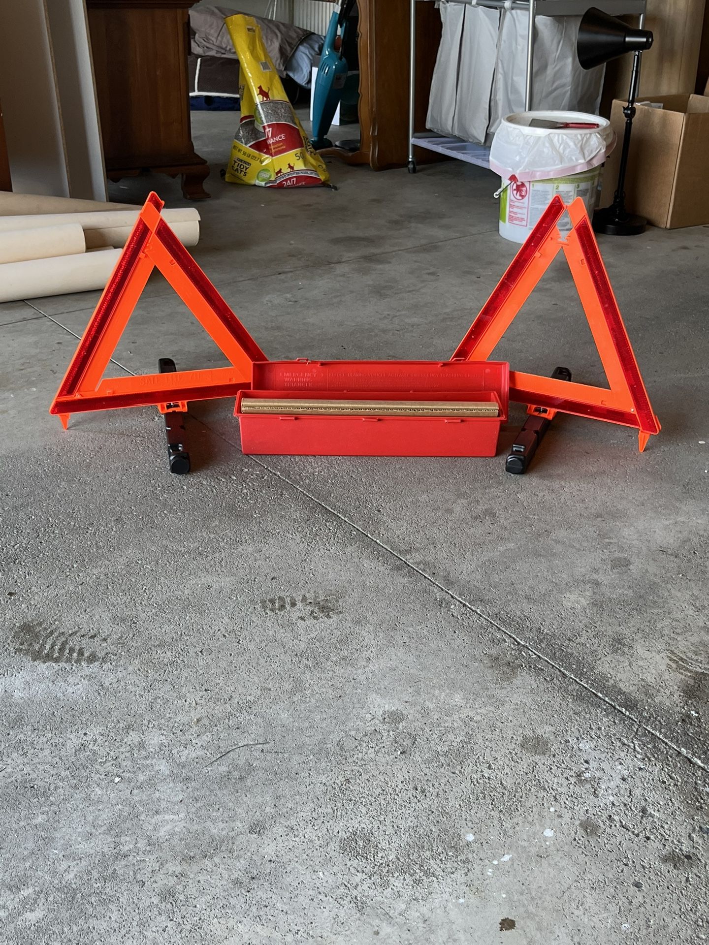 Brand New Safe-Lite Triangle Warning Light Kit