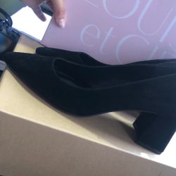 Marc Fisher Suede Pumps 8M